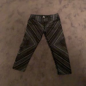 M Prana Capri leggings